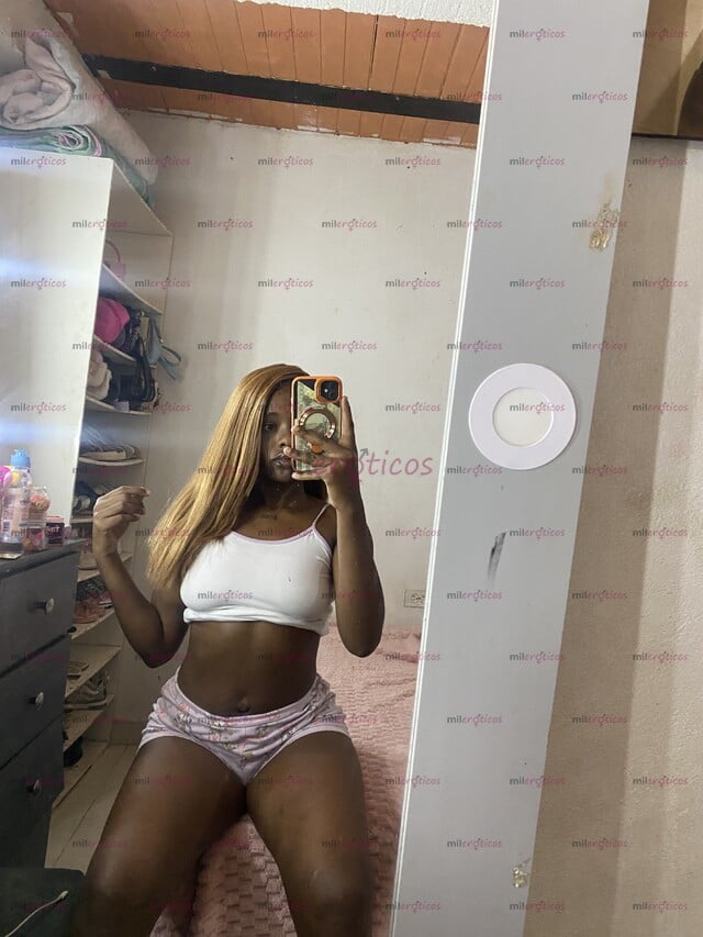 FOTOS DE SEXY HERMOSA MORENA COMPLACIENTE NUEVA EN TU CIUDAD