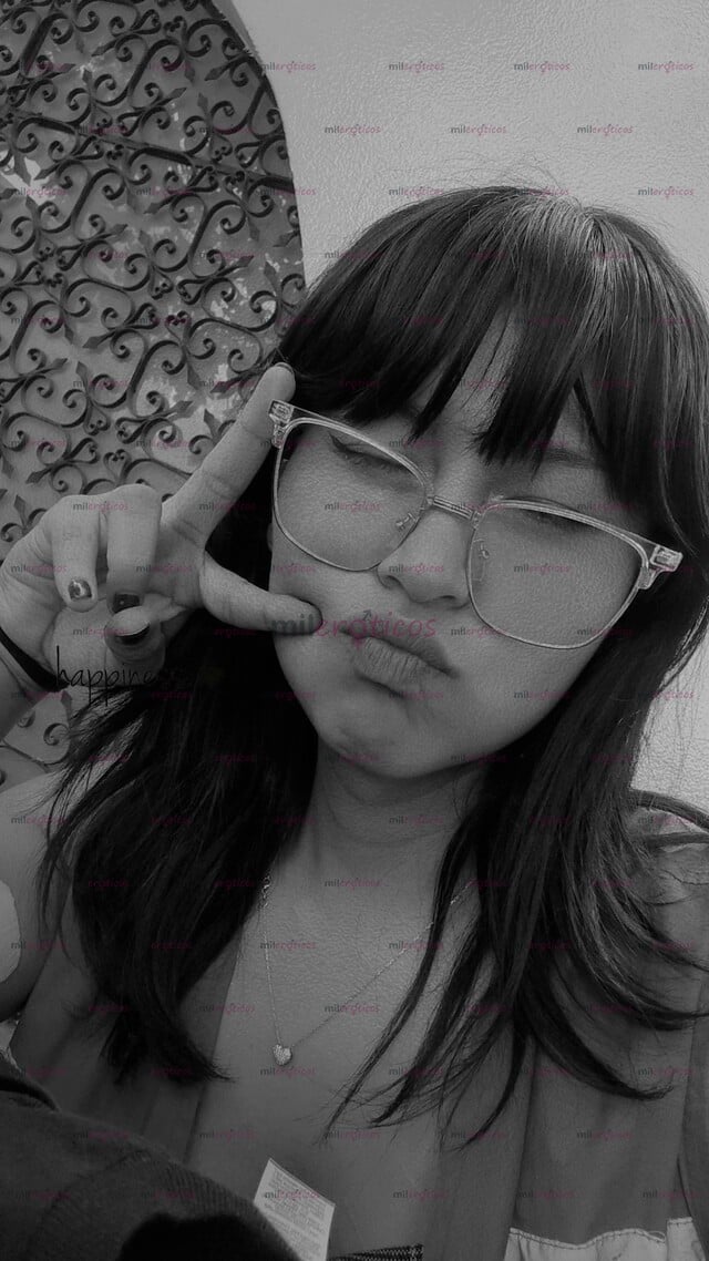 FOTOS DE CHICA MORENITA, TIERNA, CHAPARRITA Y ATREVIDA ME GUSTA COMPLACER :) Y PASARLA MU