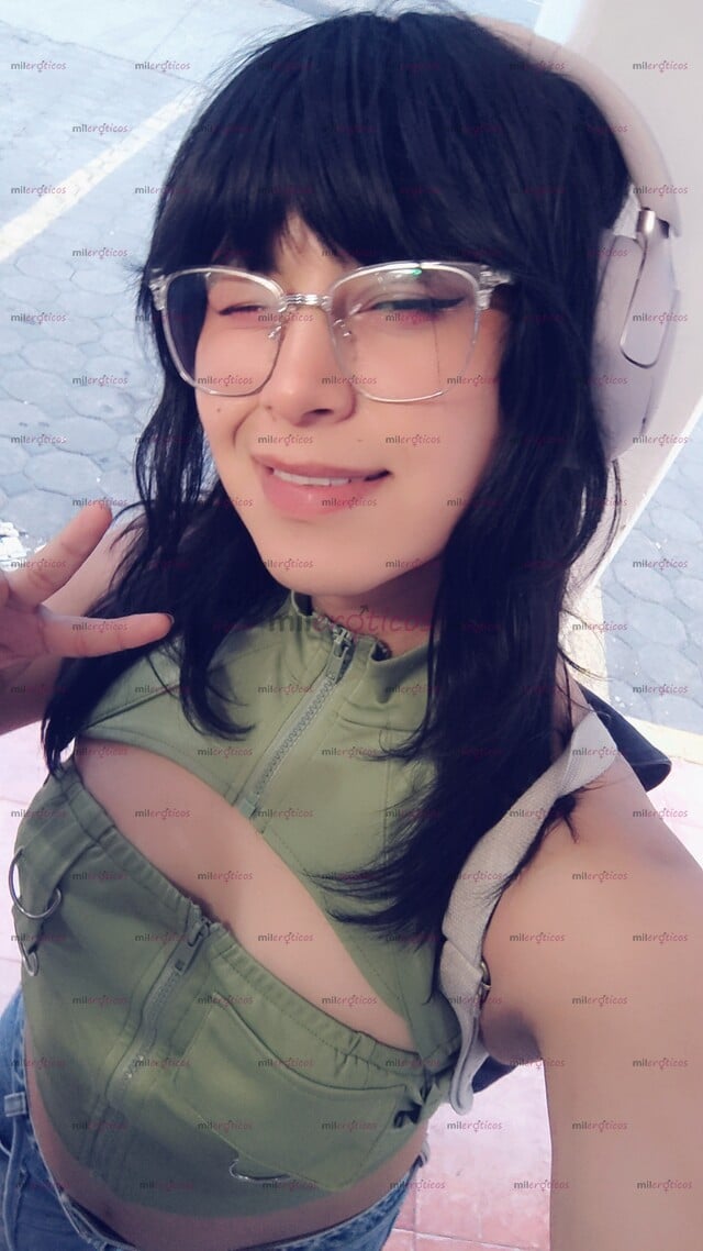 FOTOS DE CHICA MORENITA, TIERNA, CHAPARRITA Y ATREVIDA ME GUSTA COMPLACER :) Y PASARLA MU