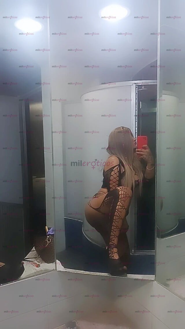 FOTOS DE HOLA BEBÉ ME PRESENTO, SOY ALEXA UNA CHICA TRANS MUY FEMENINA GUAPA Y COMPLACIEN