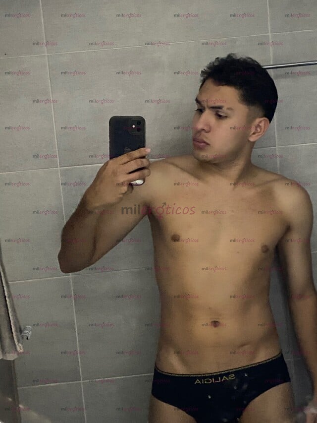 FOTOS DE VERSÁTIL CON GANAS DE PASAR UN RATO AGRADABLE