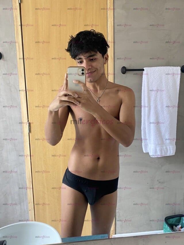 FOTOS DE TWINK DELGADO, LAMPIÑO, PASIVO Y COMPLACIENTE