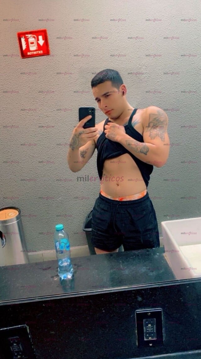 FOTOS DE POR PRIMERA VES EN TU CIUDAD UN HETERO VERGUDO Y LECHUDO