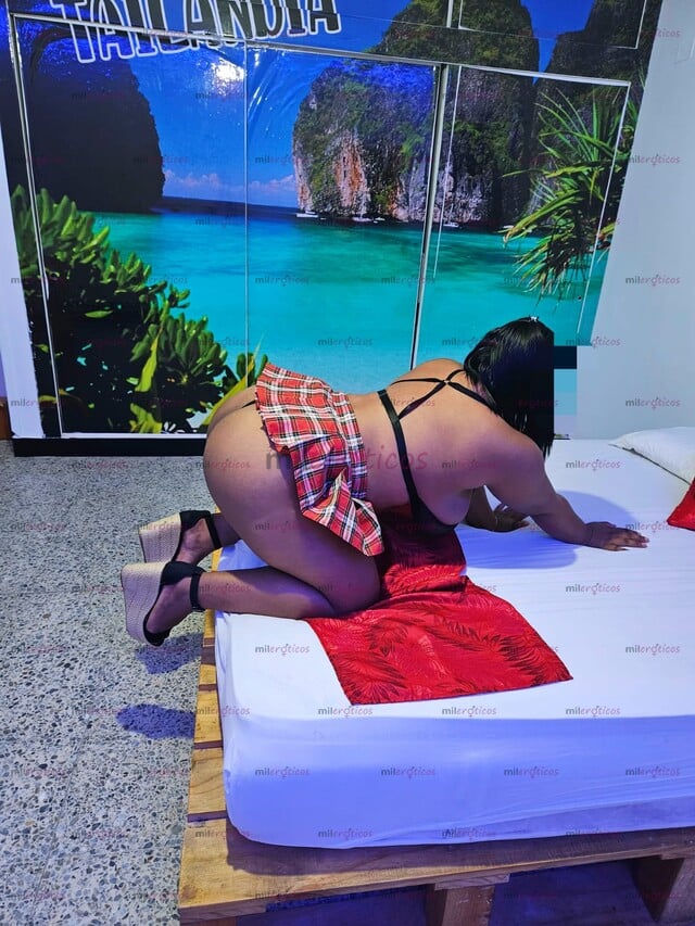 FOTOS DE JOVEN EXTROVERTIDA CON GANAS DE CONOCERTE.
