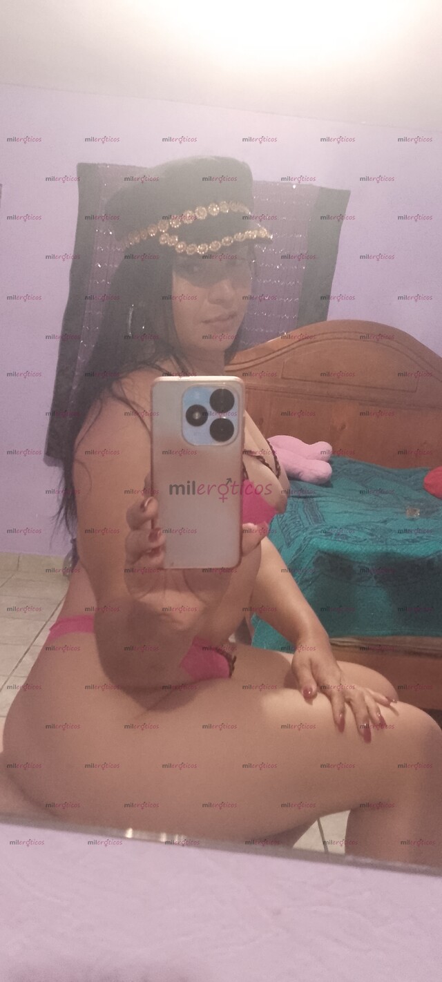 FOTOS DE BONITA , ALTA , COMPLACIENTE, NATURAL SIN CIRUGÍA