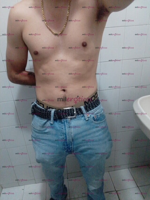 FOTOS DE HOMBRE CACHONDO Y DOTADO PARA COMPLACERTE