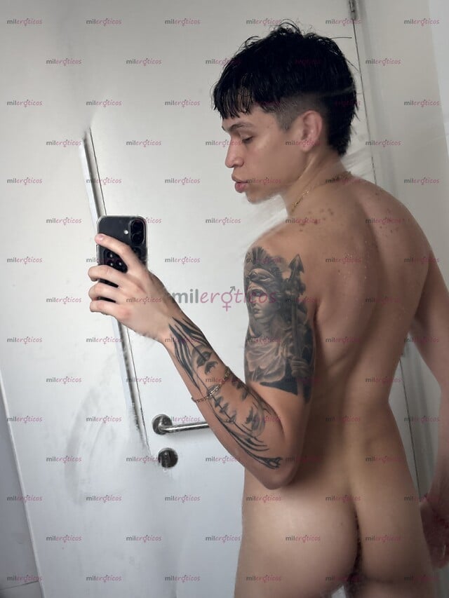 FOTOS DE JOVEN ATLÉTICO COMPLACIENTE 22CM VERSÁTIL