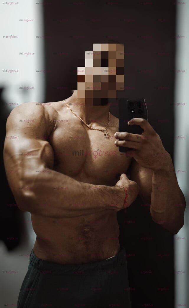 FOTOS DE SCORT NEGRO MÚSCULOSO PARA CABALLEROS EXIGENTES