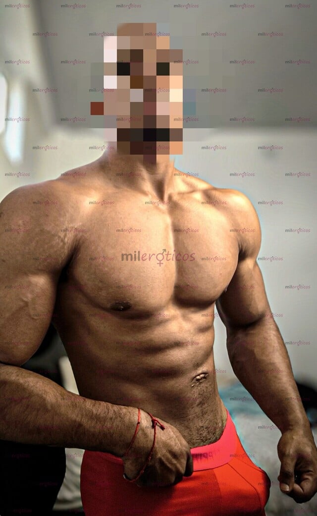 FOTOS DE SCORT NEGRO MÚSCULOSO PARA CABALLEROS EXIGENTES