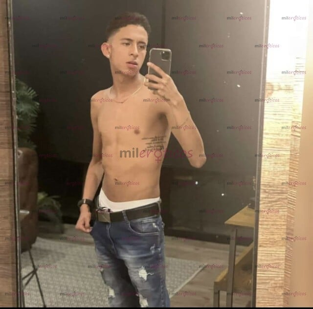 FOTOS DE CHICO VERSÁTIL. SERVICIO A DOMICILIO, SERIO. VERGON 21 CM. DISPONIBLE