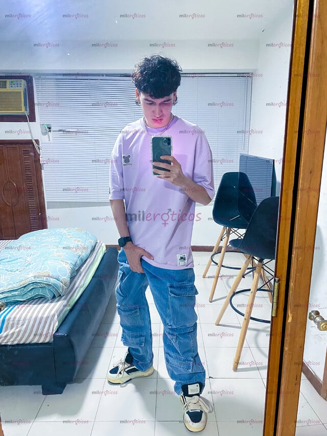 FOTOS DE JOVEN NUEVO EN TU CIUDAD. DOTADO VERSÁTIL. FETICHISTA COMPLACIENTE.