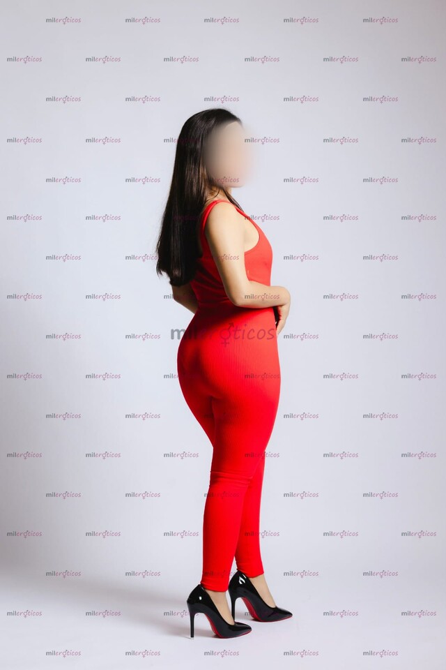 FOTOS DE CHAPARRITA BIEN PROPORCIONADA,,TRAGONA,,ECHAME TU LECHE EN EL CUERPO BB