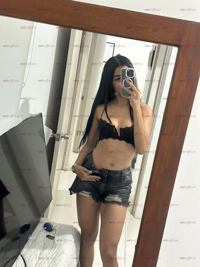 FOTOS DE TIERNA ATLETA TIERNA SEXY PELINEGRA HERMOSA NALGONA CALIENTE