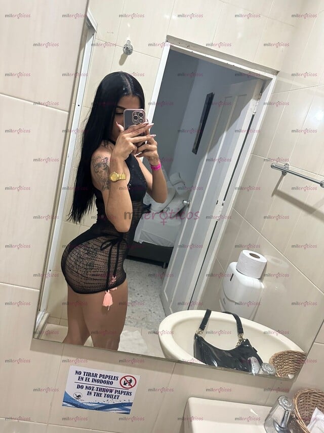 FOTOS DE TIERNA ATLETA TIERNA SEXY PELINEGRA HERMOSA NALGONA CALIENTE