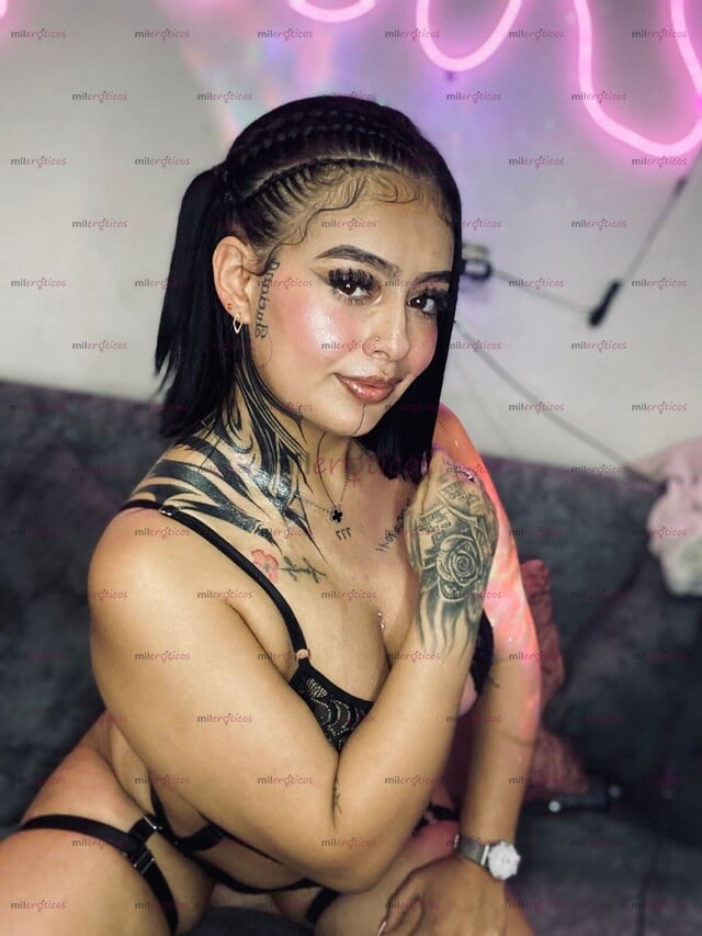 FOTOS DE ARDIENTE DEBUTANTE SAMANTA LINDA UNIVERSITARIA DISPUESTA A COMPLACERTE