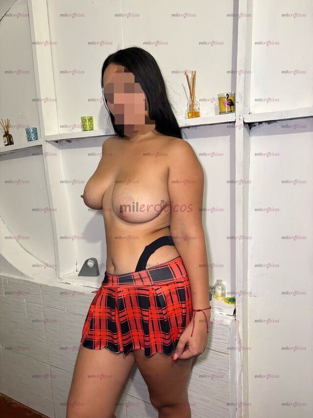 FOTOS DE LUNITA 18 AÑITOS TODA UNA PERRITA VEN CORREME LA TANGA Y CLAVAME