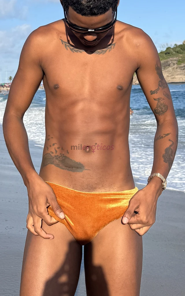 Sou lucas tenho 22 anos tenho 1 76 magro malhado e tatuado estou aqui para lhe dar todo prazer que voce quer ter estou a sua disposicao vem comigo amo...