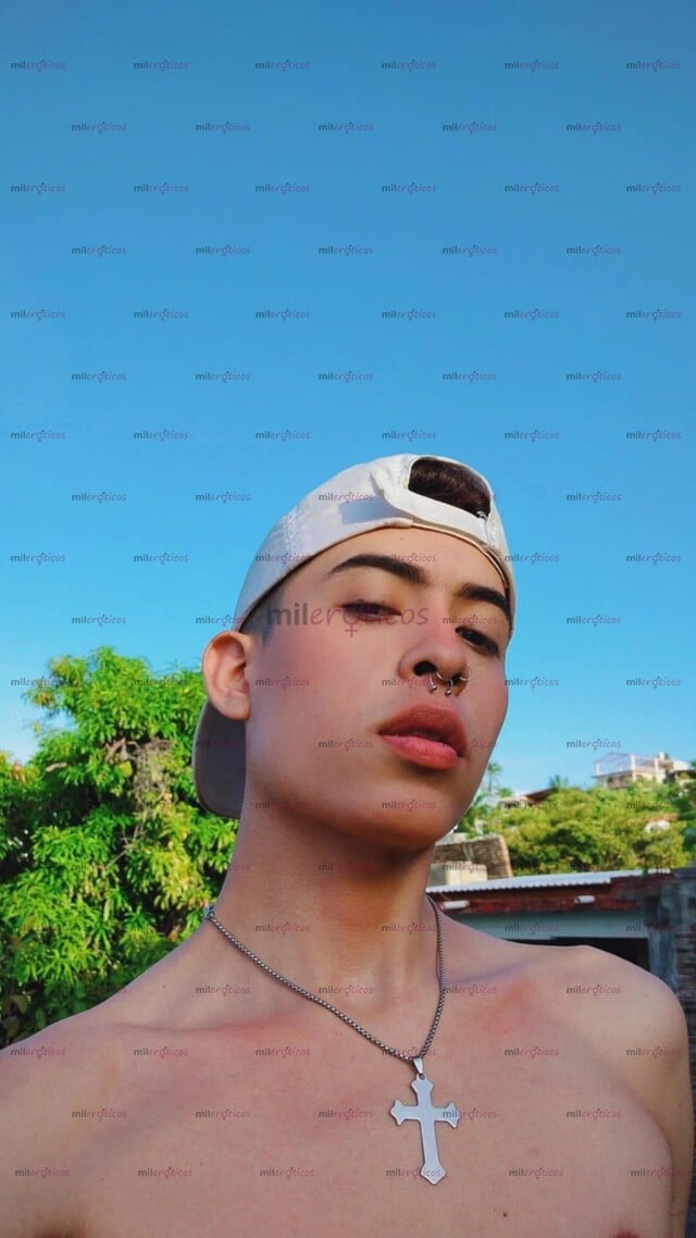FOTOS DE CHICO INTER DE 20 AÑOS GUAPO CON LUGAR COMPLACIENTE NUEVO EN LA CIUDAD
