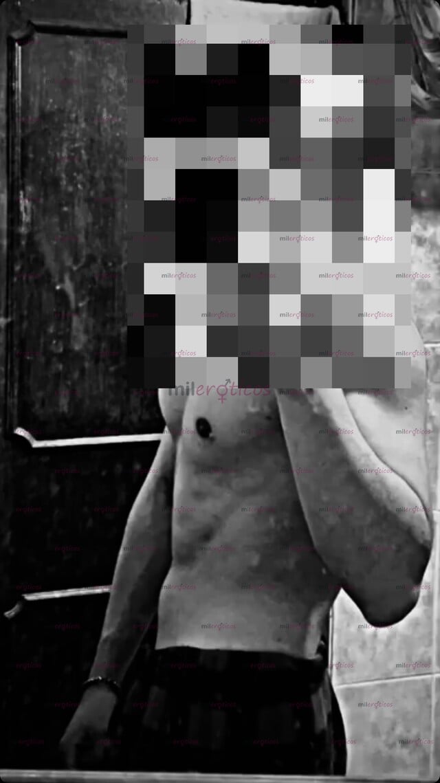 FOTOS DE JOVENCITO, 23 AÑITOS OFREZCO MIS SERVICIOS DE VENTA DE CONTENIDO, FETICHES