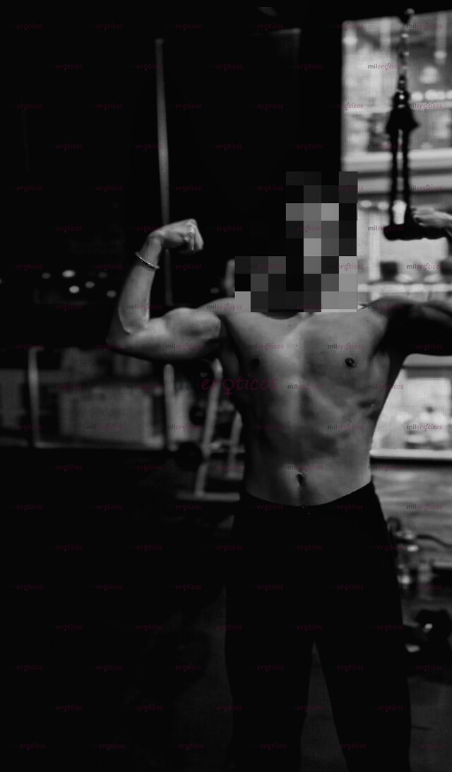 FOTOS DE JOVENCITO, 23 AÑITOS OFREZCO MIS SERVICIOS DE VENTA DE CONTENIDO, FETICHES