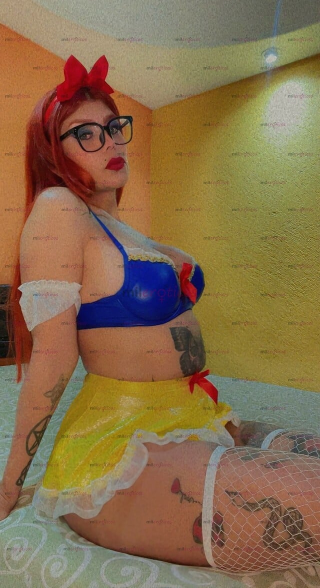 FOTOS DE MIA CHICA DOTADA MUY SEXI Y SÚPER PUTA DAME LECHE