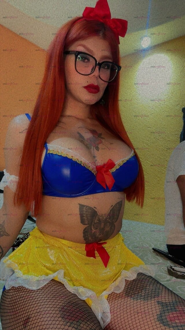 FOTOS DE MIA CHICA DOTADA MUY SEXI Y SÚPER PUTA DAME LECHE