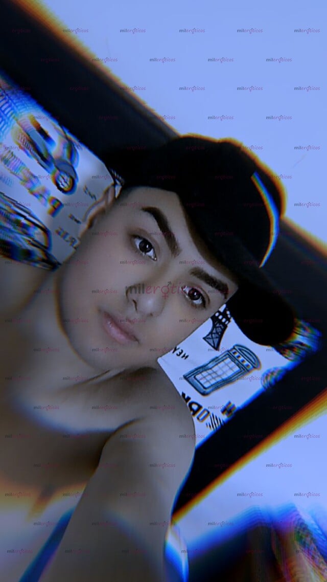 FOTOS DE CHICO TOTALMENTE DESCOMPLICADO Y DISPUESTO A CUMPLIR TUS FANTASÍAS