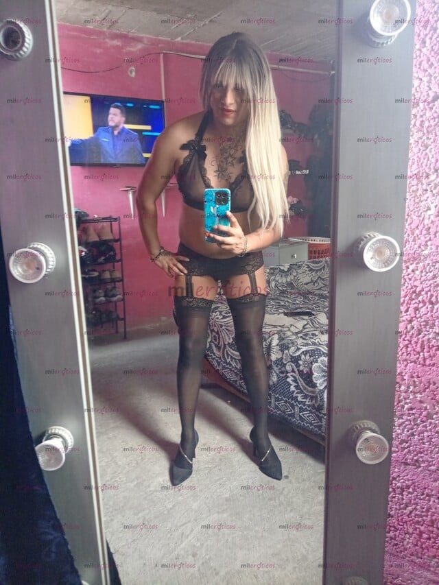FOTOS DE ALEXIA RICA PUTITA ACTIVA... CON GANAS DE QUE ME SIENTAS