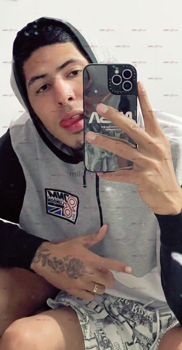 FOTOS DE SEXY POLLITO ,TATUADO EDUCADO,CARIÑOSO Y COMPLACIENTE SERVICIO DE LUJO CHIA