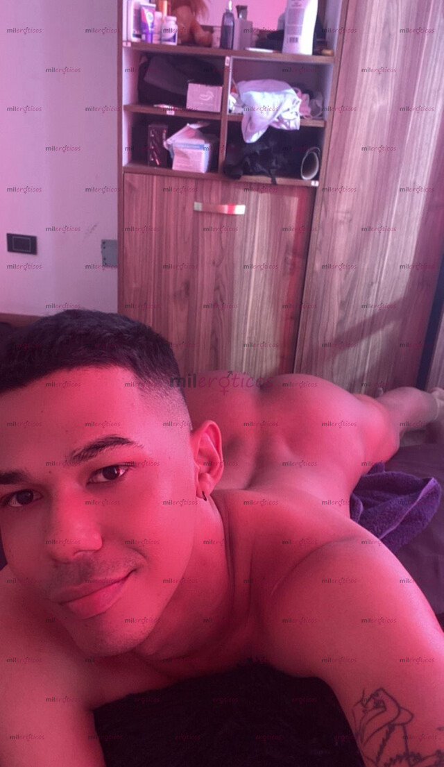 FOTOS DE CHICO MORENO, SOY VERSÁTIL MUY DIVERTIDO Y COMPLACIENTE, ME ENCANTA EL SEXO Y CO