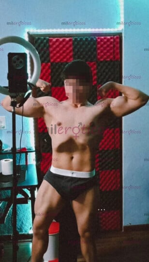 FOTOS DE COLÁGENO DE 18 AÑOS SUPER CALIENTE COMPLETAMENTE ENTREGADO A TI