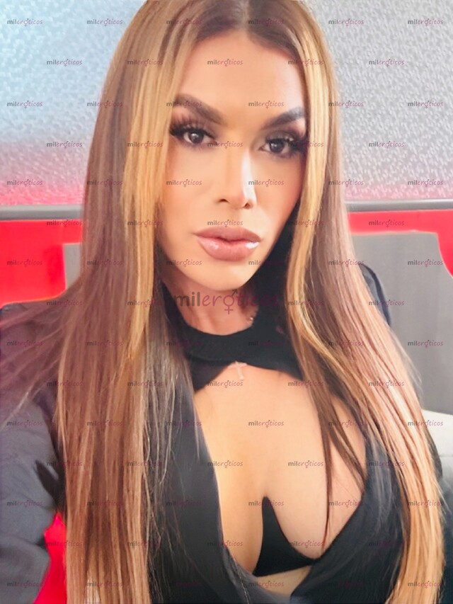FOTOS DE TU PELINEGRA FAVORITA DELGADITA FEMENINA TODA UNA DOLL