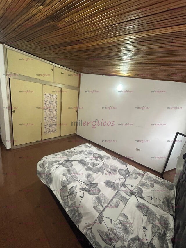 FOTOS DE HERMOSO Y AMPLIO RESERVADO BUSCA CHICAS QUE QUIERAN GENERAR INGRESOS!