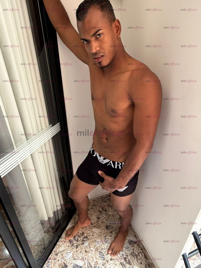 FOTOS DE UN NEGRITO ARDIENTE PARA QUE SIENTAS LA VERDADERA ADRENALINA