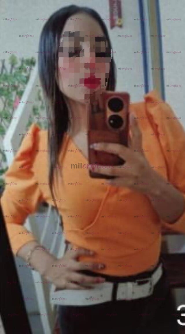 FOTOS DE UNA DIOSA EN LA CAMA , PLACER ABSOLUTO, JOVEN Y APRETADITA.
