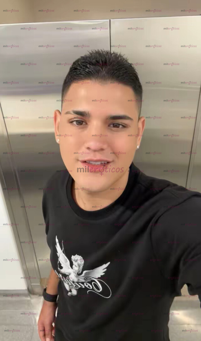 FOTOS DE 20 AÑOS, JOVEN ATRACTIVO, DISCRETO Y CON CLASE EN MEDELLÍN