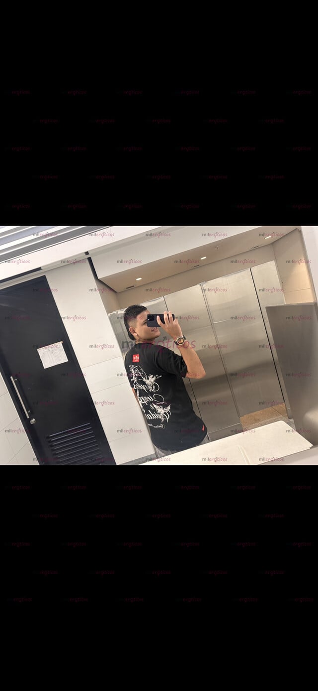 FOTOS DE 20 AÑOS, JOVEN ATRACTIVO, DISCRETO Y CON CLASE EN MEDELLÍN
