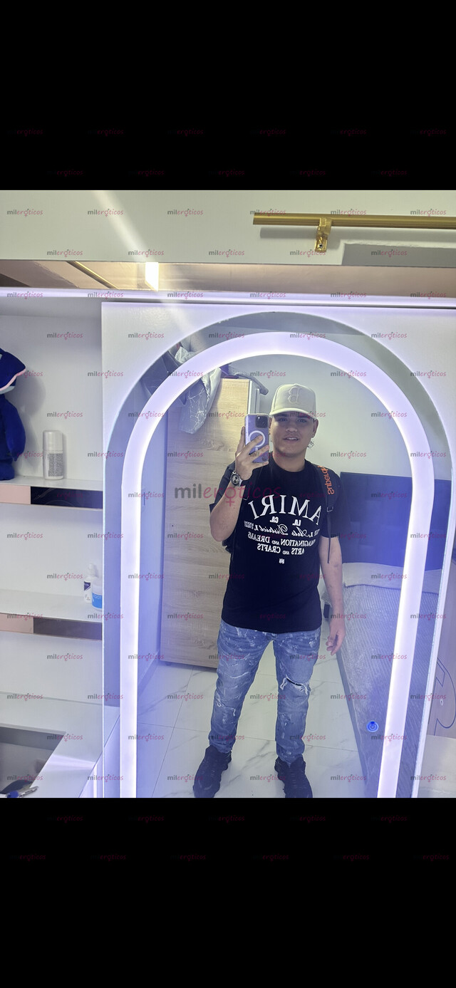 FOTOS DE 20 AÑOS, JOVEN ATRACTIVO, DISCRETO Y CON CLASE EN MEDELLÍN