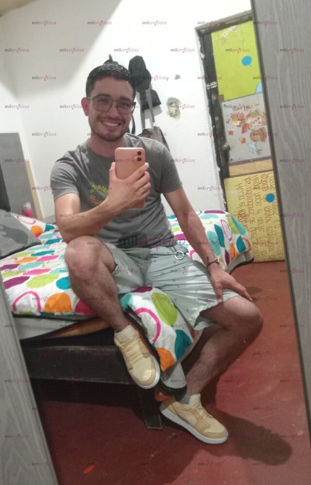 FOTOS DE ESTOY DISPONIBLE PARA TENER UN SEXO RICO Y PLACENTERO JUNTOS