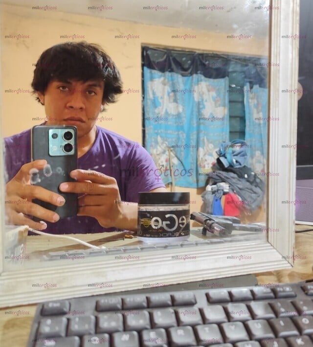 FOTOS DE JOVEN DE 25 AÑOS COMPLACIENTE ACTIVO PASIVO