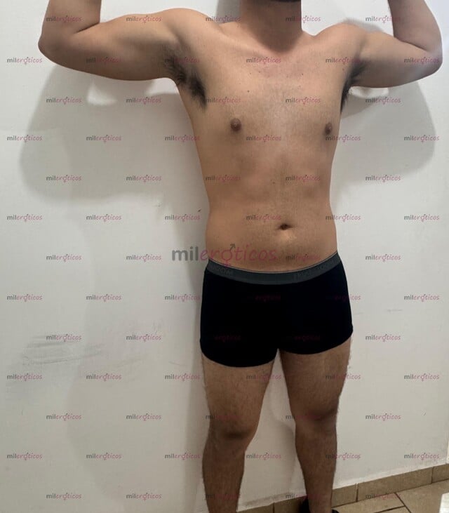 FOTOS DE JOVEN GUAPO, ALTO Y ATRACTIVO OFRECE SERVICIO A MUJERES Y PAREJAS.
