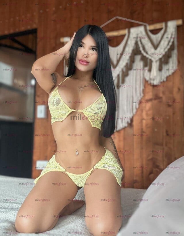 FOTOS DE ALANA VOLUPTUOSA Y APRETADITA SERE TU MEJOR EXPERIENCIA SEXUAL VISITAME