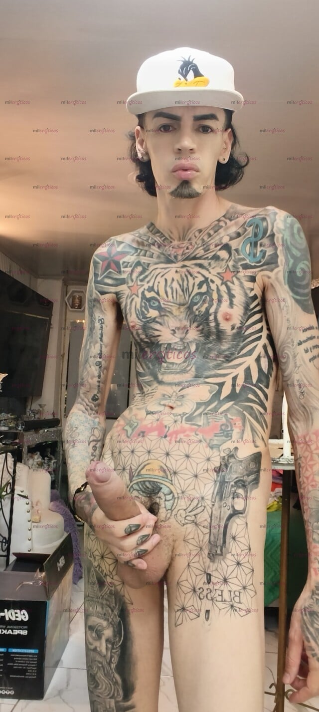 FOTOS DE FLACO ACTIVO BLANCO TATUADO MORBOSO CON SITIO