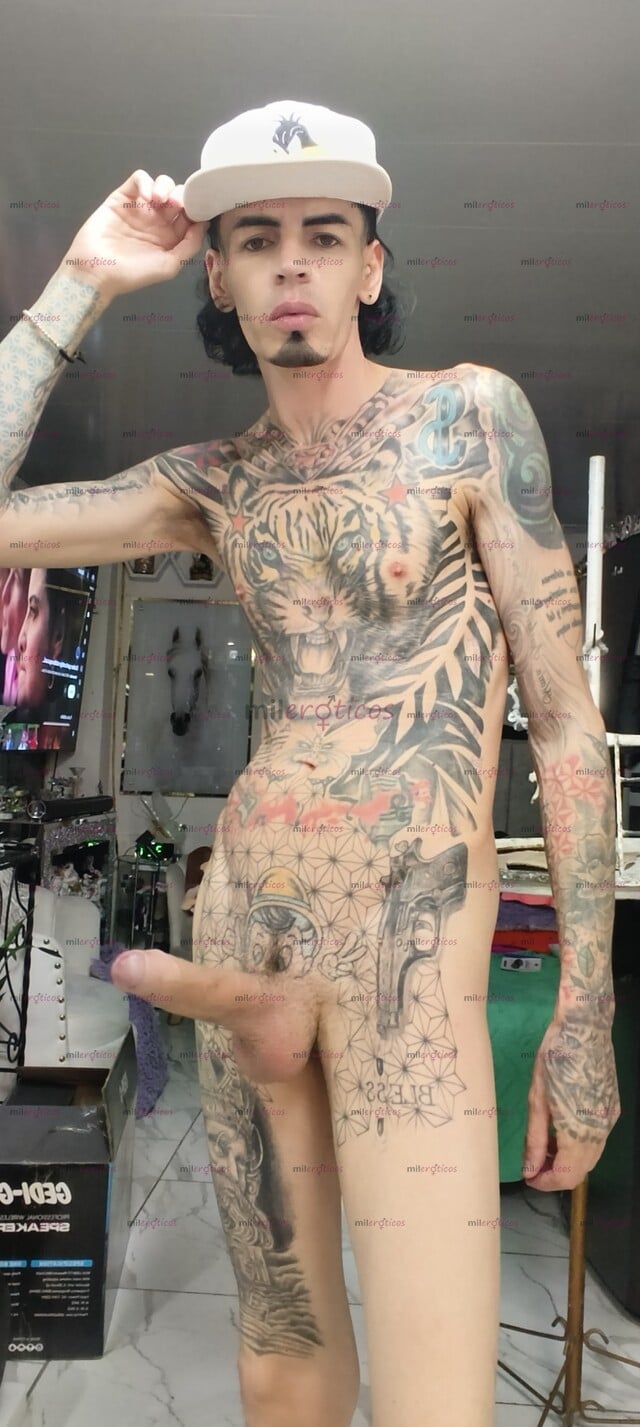 FOTOS DE FLACO ACTIVO BLANCO TATUADO MORBOSO CON SITIO