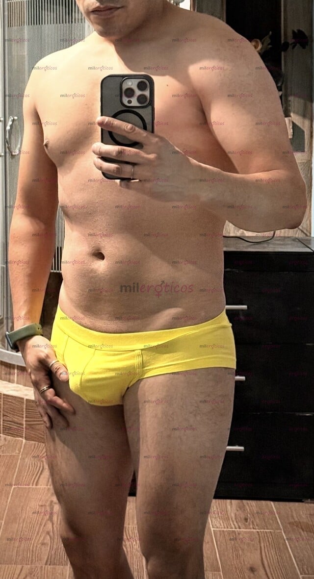 FOTOS DE JOVEN,COMPLACIENTE LISTO PARA PASARLA RICO MANDA WATSAPP