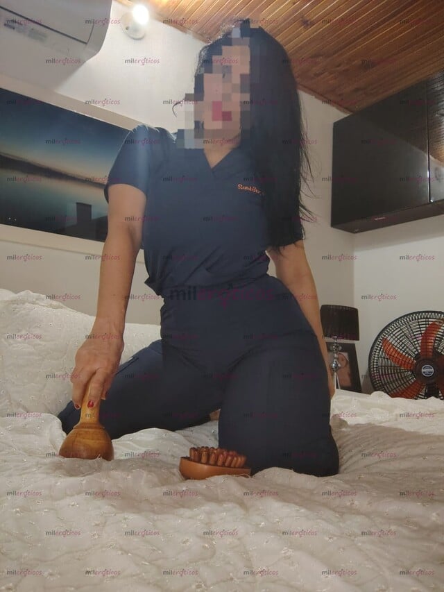 FOTOS DE ME LLAMO SARA MASAJISTA PROFESIONAL TERAPEUTICO RELAJANTE DESCONTRACTURANTE