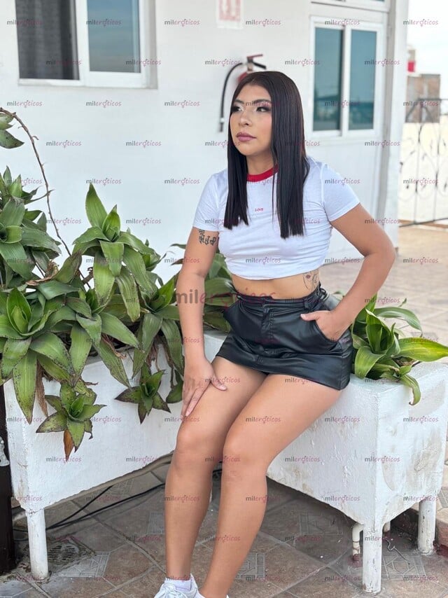 FOTOS DE AMOR TENGO TODO LO QUE NECESITAS JUVENTUD Y BELLEZA DISPONIBLE ÚNICO DÍA