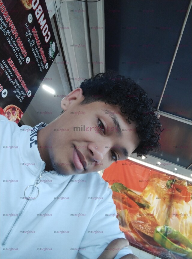 FOTOS DE MORENO VENEZOLANO CON UN BUEN CULO Y RICA VERGA