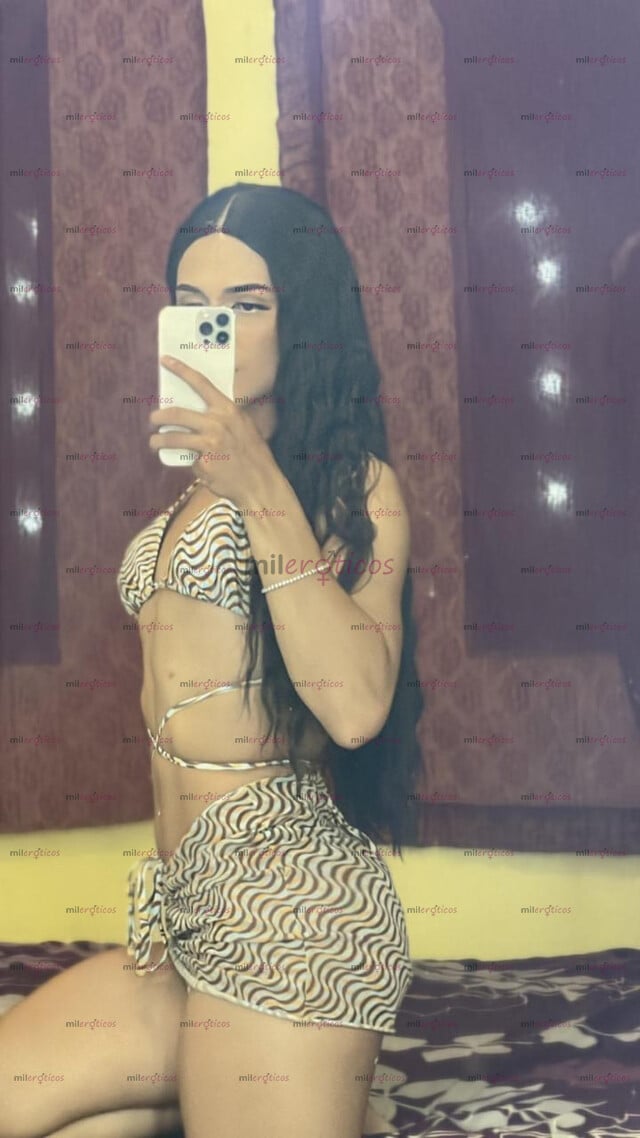 FOTOS DE HOLA ! SOY UNA CHICA TRANS MUY SEXY Y CACHONDA. DISFRUTA DE UN RICA EXPERIENCIA