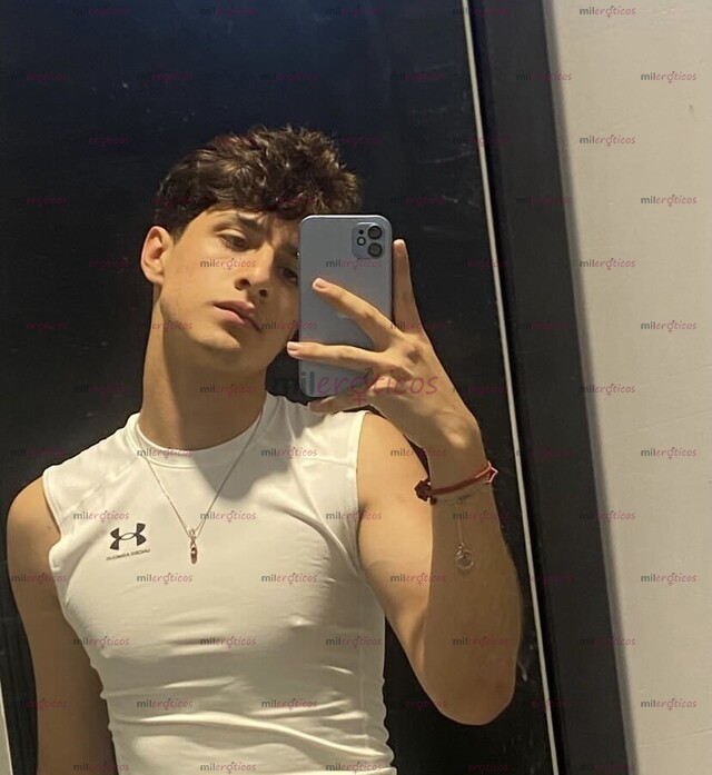 FOTOS DE JOVEN PASIVO, ATENTO Y DISCRETO BUENA PRESENCIA, TRATO REAL Y MOMENTOS ÚNICOS